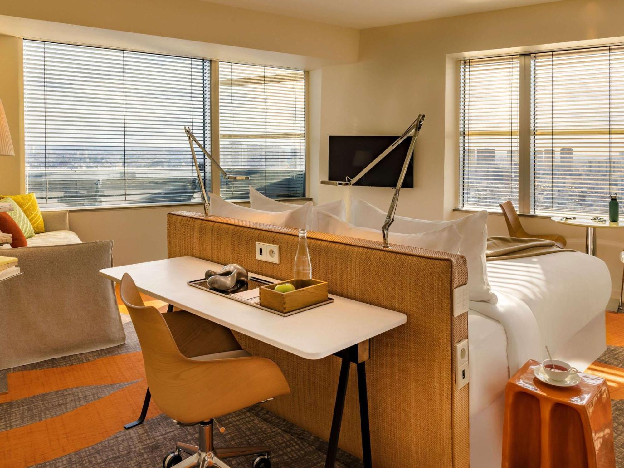 Too & - Mgallery Collection Hotel 4*